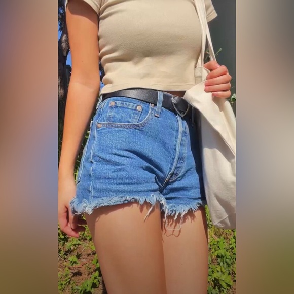 Vintage Tommy Hilfiger Jean Shorts - Picture 3 of 4